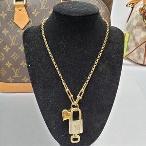 Authentic Louis Vuitton Lock & Key w/ Unbranded Gold Plated Gold Chain Necklace